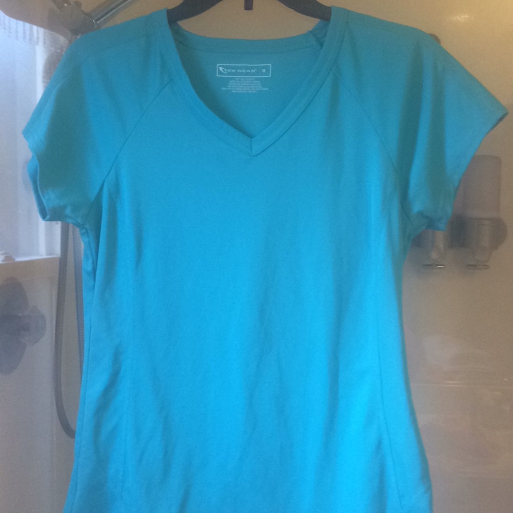 Teal v-neck Tek Gear work out t-shirt